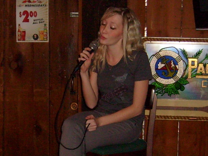 A-capellaly singing